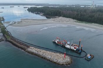 Pelabuhan Bengkulu dikeruk dengan target awal kedalaman 6,5 meter