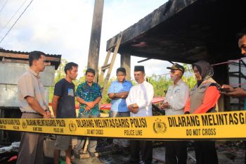 Pemkab salurkan bantuan pada korban kebakaran di Pasaman