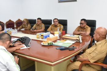 Pemkab Biak sebut pelayanan puskesmas 24 jam realisasi 100 hari kerja