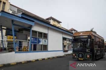 Halte Transjakarta CBD Ciledug belum beroperasi