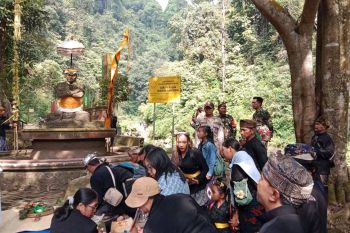 Ritual Mendak Tirta jadi prosesi penting jelang Yadnya Kasada di Bromo