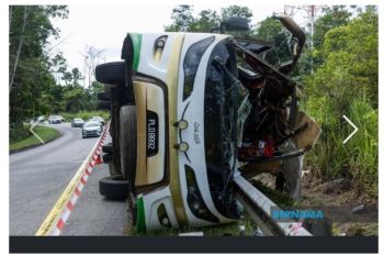 Bus yang membawa mahasiswa di Malaysia kecelakaan, 15 orang dilaporkan tewas