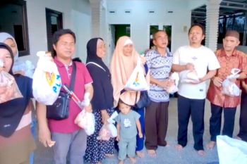 Tak sekadar menyalurkan daging kurban Idul Adha, PLN Babel hadirkan kehangatan humanis untuk Komunitas Tuna Netra