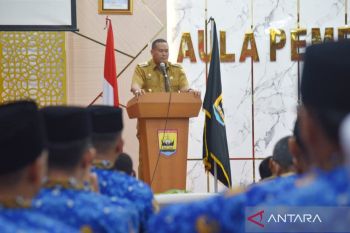 Wako Pariaman minta ASN terus tingkatkan kompetensi dan beradaptasi sesuaikan perkembangan zaman