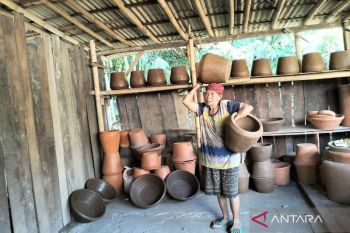 Perajin gerabah berharap kaum muda Bali bisa jadi generasi penerus