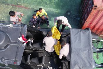 Polairud Polda NTT temukan jenazah seorang nelayan mengapung di perairan Kupang