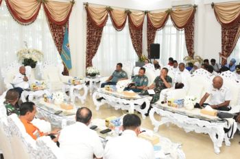 Pemkab Biak Papua gandeng TNI AL layanan bakti kesehatan warga Bromsi