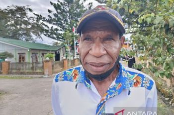 Bakesbangpol Jayawijaya perkuat komunikasi dengan lembaga gereja dan adat