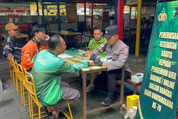 Polres  Magelang Kota gelar bakti kesehatan bagi pengemudi ojek online