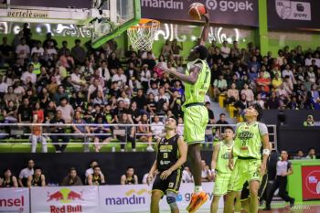 Pacific Caesar Surabaya menang atas Kesatria Bengawan Solo