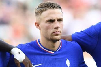 Bournemouth temukan Truffert sebagai pengganti Kerkez yang pindah ke Liverpool