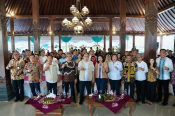 Menkop mendorong percepatan pembentukan 80 percontohan Kopdes Merah Putih