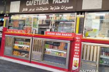 Rupiah laku lho di Pasar Al Balad, Jeddah