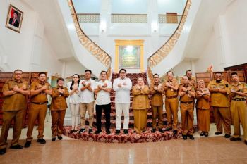 Bupati Kasmarni nyatakan komitmen dukung  program Helpdesk BP3MI Riau