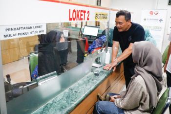 Gubernur Jateng cek layanan fast track di RSUD Dr Moewardi