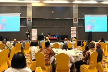 Sikola Mombine-WVI gandeng lembaga adat cegah perkawinan usia anak