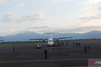 Penerbangan Bandara Lombok-Bima tertunda dampak abu vulkanik Lewotobi