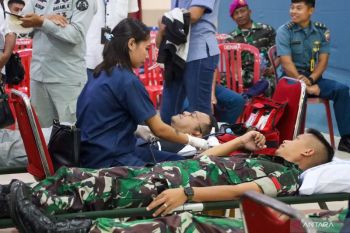 Lantamal IX Ambon gelar aksi donor darah sambut HUT ke-72
