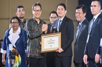 Bupati Tanah Bumbu terima sertifikat eliminasi malaria dari Kemenkes