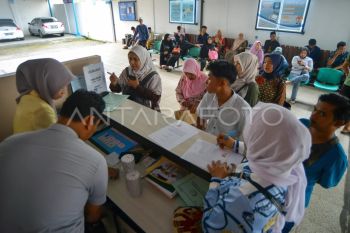 Peningkatan pembuatan paspor di Padang