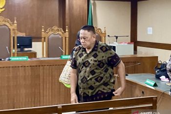 Purn. TNI AD divonis 9 dan 6 tahun penjara dalam dua kasus kredit fiktif