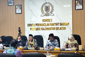 Gubernur perpanjang masa jabatan KPID Kalsel