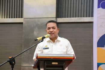 Bakesbangpol Sulteng berikan pendidikan politik pada perempuan