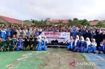 Deteksi dini narkoba, ratusan pelajar di Kotim dites urine