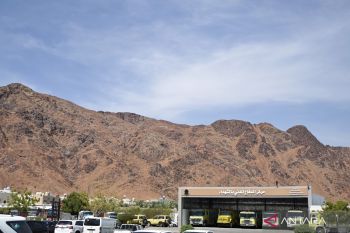 Respons cepat Bulan Sabit Merah Saudi selamatkan jemaah serangan jantung di Madinah