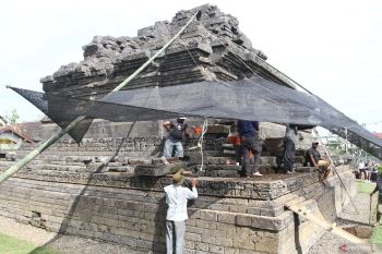 Pemugaran Candi Jago
