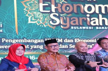 Gubernur ajak masyarakat di Sulbar cintai produk lokal