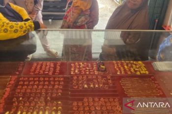 Harga emas di Palembang bertahan tinggi Rp10.500.000 per suku