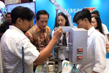 Need joint action to tackle plastic waste: minister