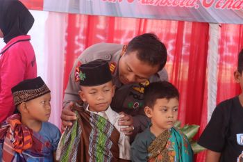 Polres Lampung Selatan gelar khitanan massal peringati HUT Ke-79 Bhayangkara
