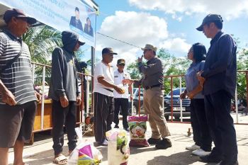 Pemkab Barut gelar pasar murah untuk stabilkan harga kebutuhan pokok