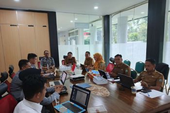 Kemenkum Sultra dan Pemkab Bombana harmonisasi Raperbup bantuan RTLH