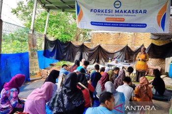 Forkesi Makassar gandeng UMKM latih anak berkebutuhan khusus membuat makanan
