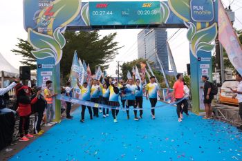 Peserta PLN Mobile Run donasi voucher listrik bagi 1.800 pelanggan subsidi