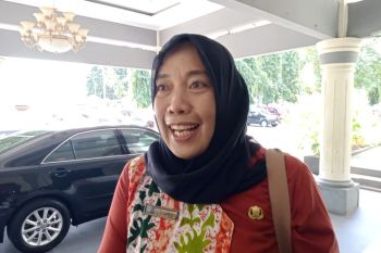 Air bersih dan MCK disiapkan di huntara nelayan Mataram