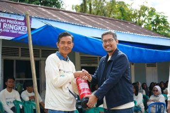 Peduli lingkungan, Pusri berikan pelatihan pengelolaan sampah dan aksi bersih desa di Pagaralam