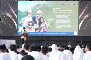 Menteri P2MI meresmikan Desa Migran Emas