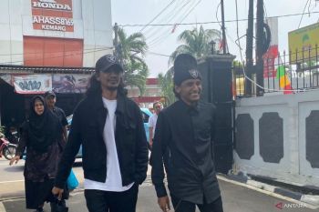 Keluarga belum bertemu Vadel Badjideh sejak ditahan soal kasus asusila