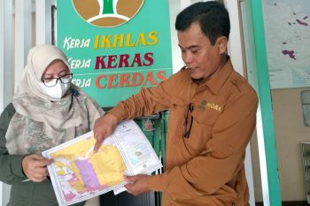 Harimau sumatera terkam pekerja hingga tewas di Pelalawan, jejak ditemukan dua ekor