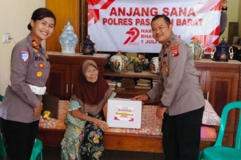 Polres Pasaman Barat gelar anjangsana ke rumah purnawirawan dan warakawuri Polri