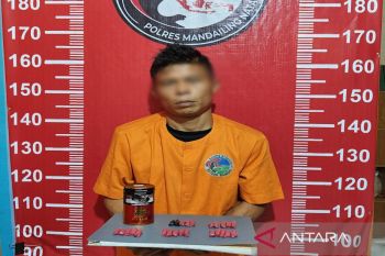 Residivis narkoba asal Kotasiantar kembali dtangkap, 25 paket daun ganja diamankan