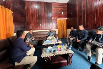 Pemkab Paniai-PLN percepat pembangunan jaringan listrik 92 desa