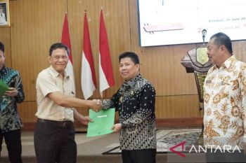 Sebanyak 222 PNS terima SK Bupati Sambas