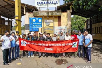 KJRI Mumbai evakuasi 9 ABK WNI terlantar di kapal Tanzania