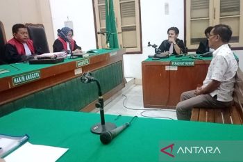 Mantan direktur PDAM dihukum 2,5 tahun penjara