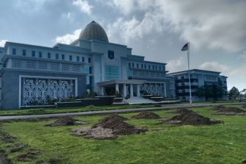 Penataan pedestrian kantor Bupati Lombok Tengah ramah pejalan kaki